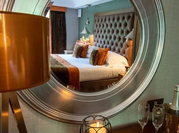 Craigmhor Lodge & Courtyard